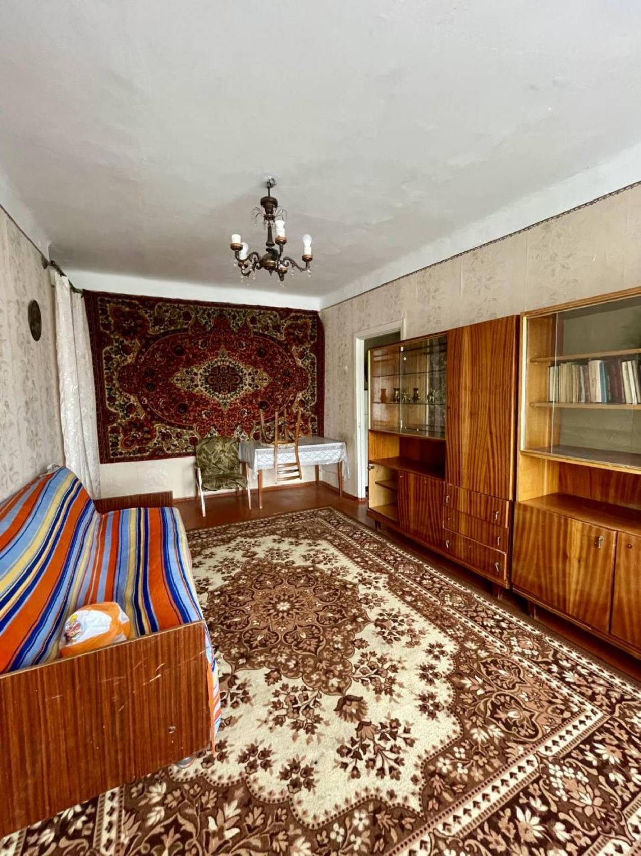 Продаж / Квартира / Заводська, Оженін